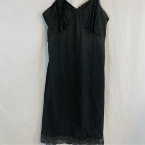 VINTAGE Sears nylon black slip size 34
